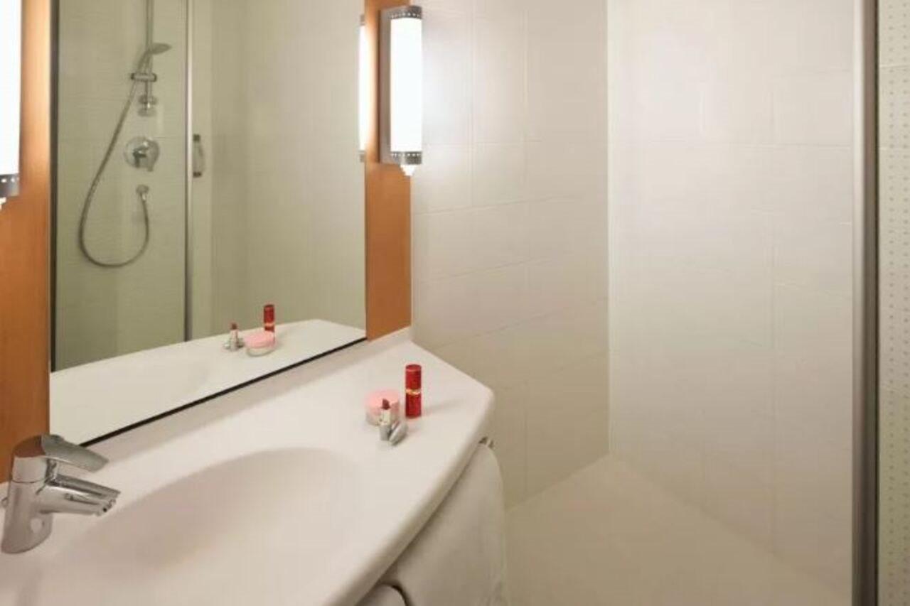 Ibis Barcelona Santa Coloma Hotel Santa Coloma de Gramenet Luaran gambar