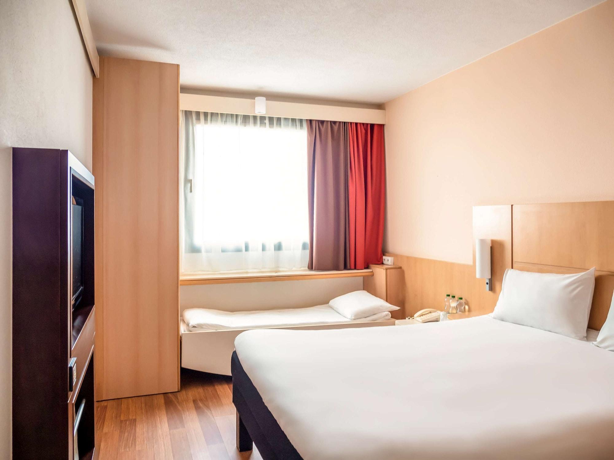 Ibis Barcelona Santa Coloma Hotel Santa Coloma de Gramenet Luaran gambar